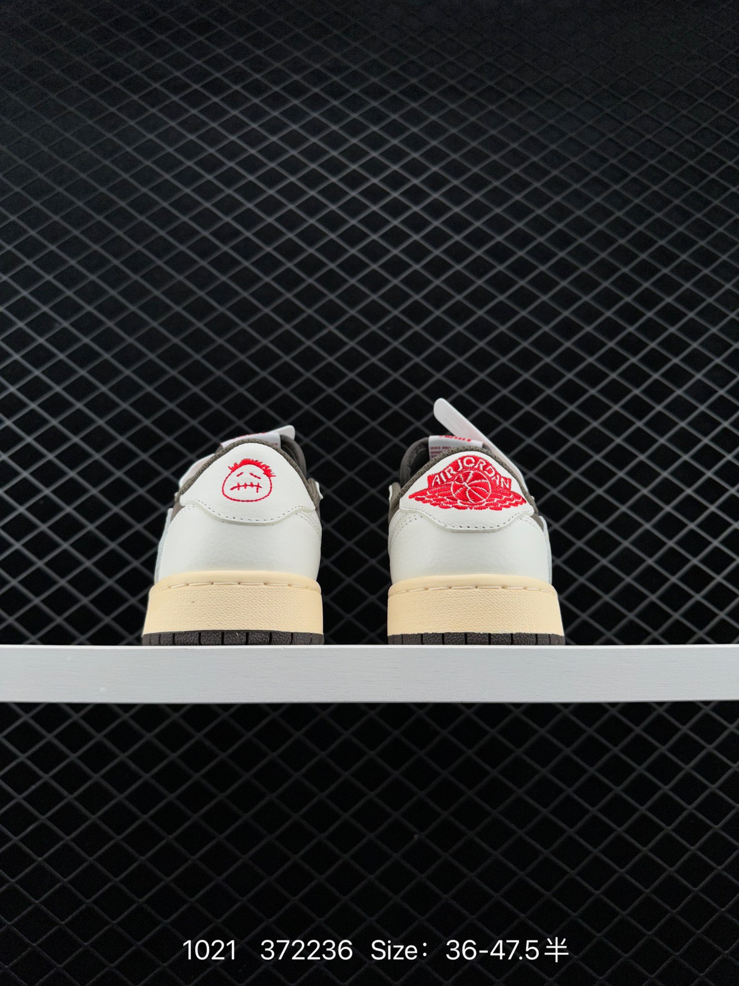 Travis Scott x Fragment x Air Jordan 1 Low 